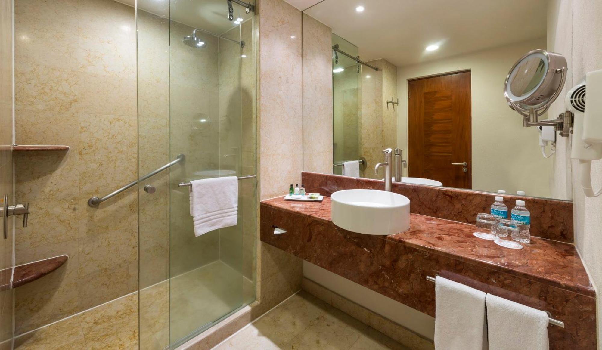 Real Inn Guadalajara Expo Dış mekan fotoğraf